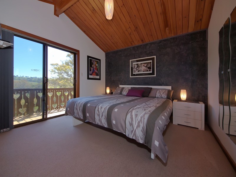 76 McIntyre Road, Dawesley SA 5252