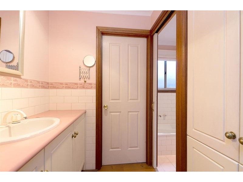 2 Barker Road, Mount Barker SA 5251