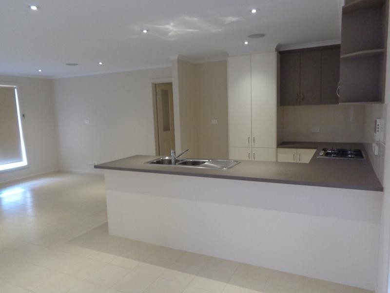 36 Douglas Drive, Mount Barker SA 5251