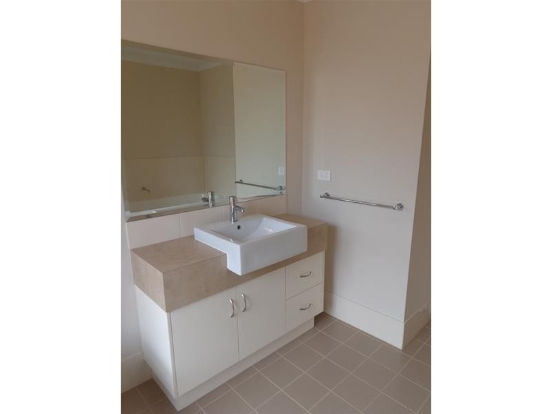 36 Douglas Drive, Mount Barker SA 5251