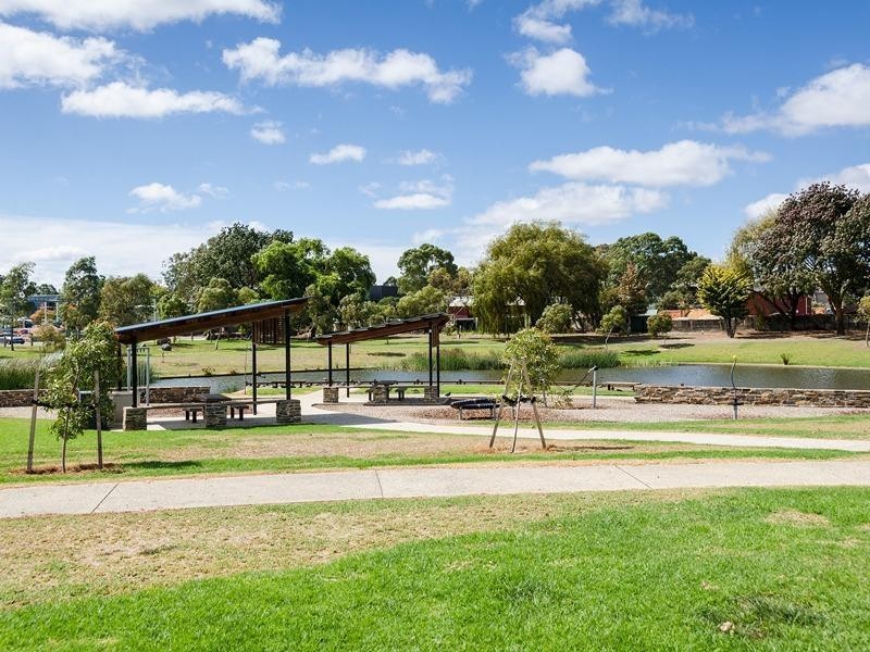 6 Pullman Court, Mount Barker SA 5251