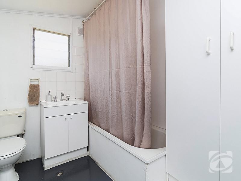 17 North Parade, Strathalbyn SA 5255