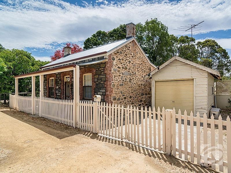 17 North Parade, Strathalbyn SA 5255
