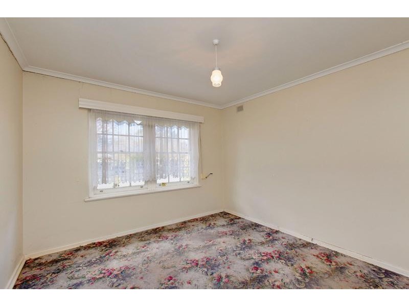 16 Albert Road, Mount Barker SA 5251