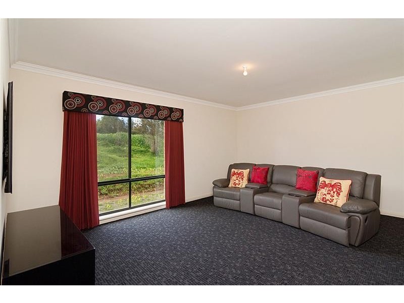 14 Catt Drive, Strathalbyn SA 5255