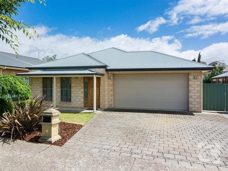 15 Collett Avenue, Mount Barker SA 5251