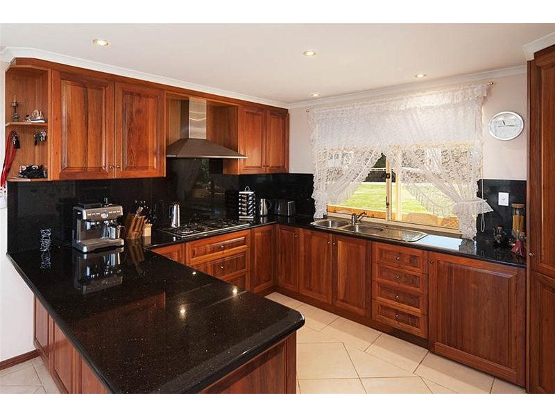 2513 Strathalbyn Road, Macclesfield SA 5153