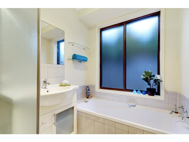 81 Hurling Drive, Mount Barker SA 5251