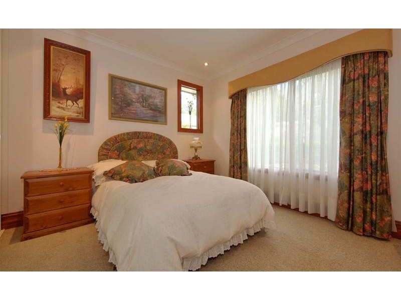 121 Onkaparinga Valley Road, Woodside SA 5244