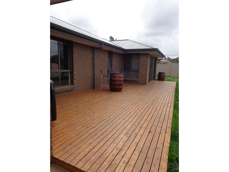 64 Douglas Drive, Mount Barker SA 5251