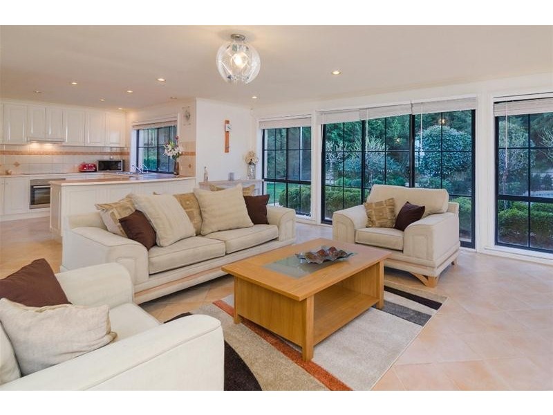 26 Duncan Crescent, Mount Barker SA 5251