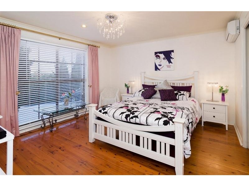 26 Duncan Crescent, Mount Barker SA 5251