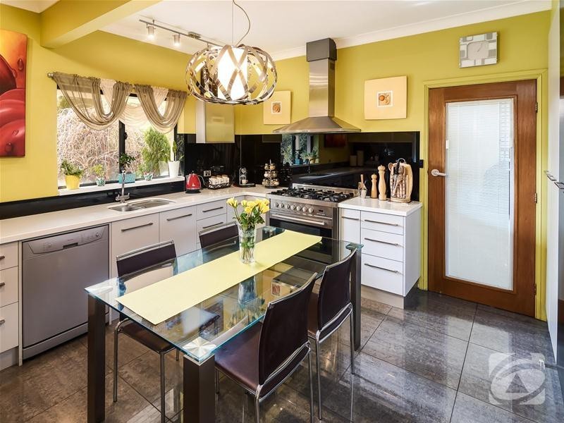 6 Hillside Court, Mount Barker SA 5251