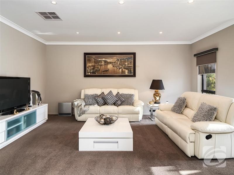 7 Carlson Street, Mount Barker SA 5251