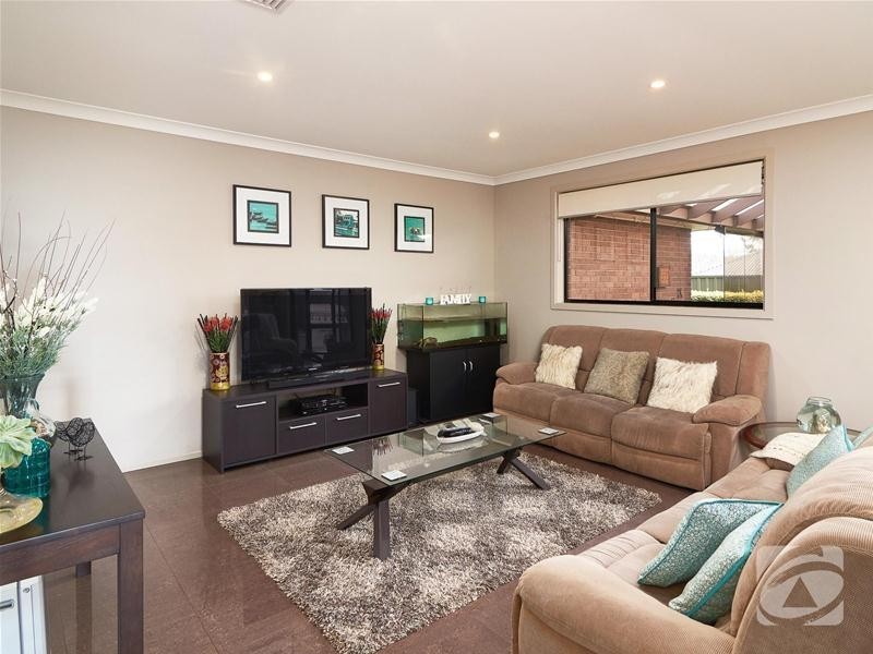 7 Carlson Street, Mount Barker SA 5251