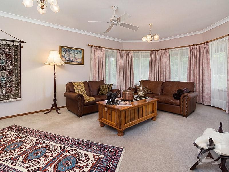 31 Waterford Avenue, Mount Barker SA 5251