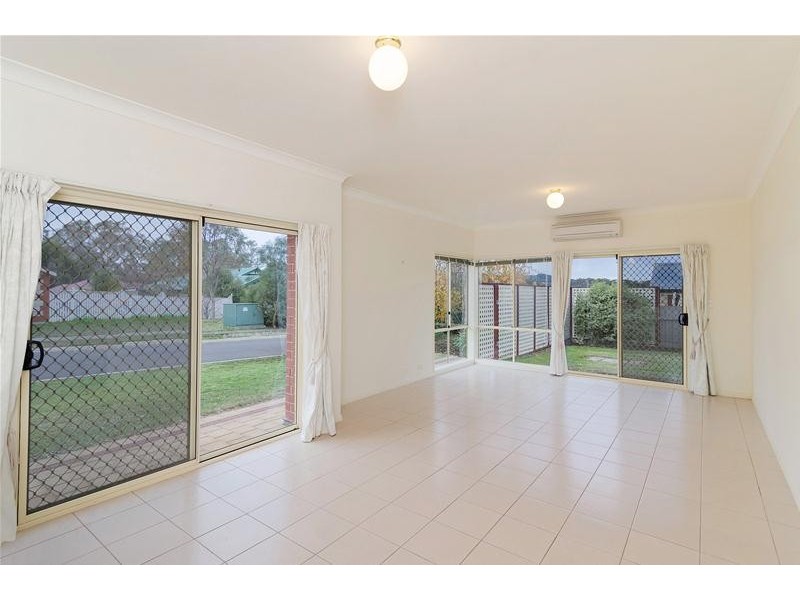 11 Randell Street, Mount Barker SA 5251