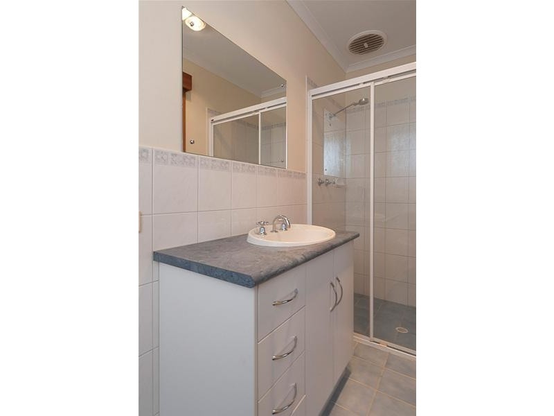 16 Carruthers Court, Strathalbyn SA 5255