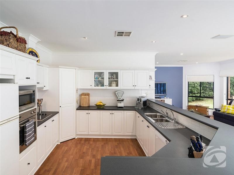 3 Melody Court, Mount Barker SA 5251