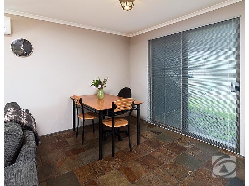 15 Cemetery Road, Callington SA 5254