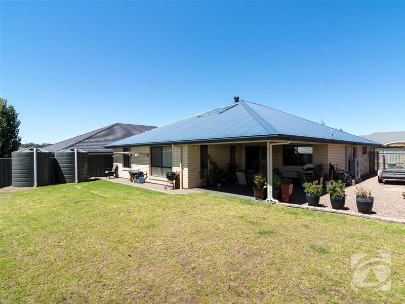 26 Tilly Street, Mount Barker SA 5251