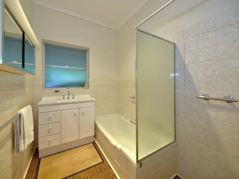 13 Gale Street, Woodside SA 5244