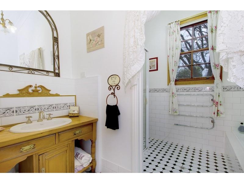 14 Adelaide Road, Echunga SA 5153