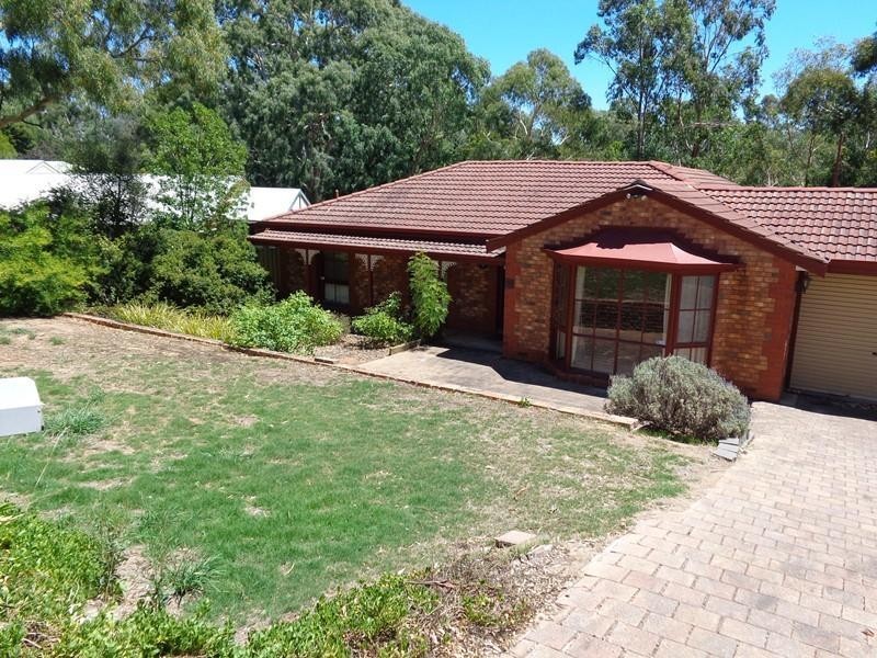 9 Sims Road, Mount Barker SA 5251