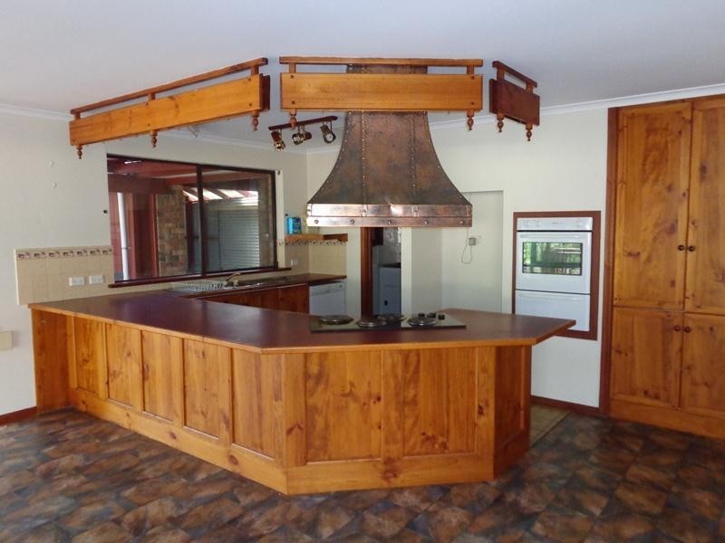 9 Sims Road, Mount Barker SA 5251