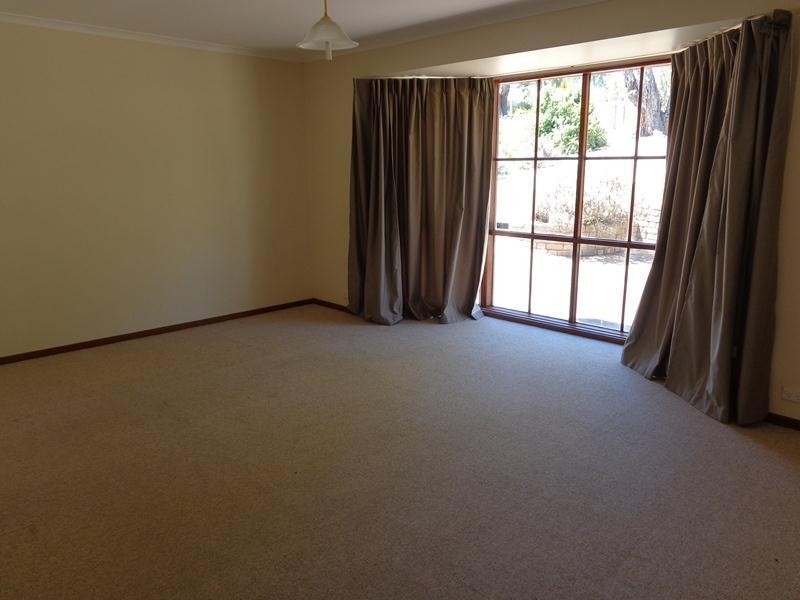 9 Sims Road, Mount Barker SA 5251