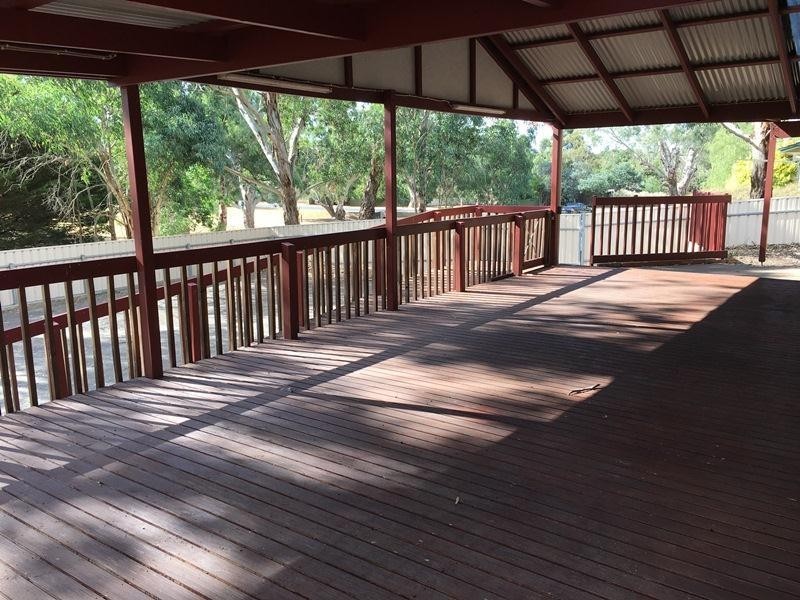 9 Sims Road, Mount Barker SA 5251