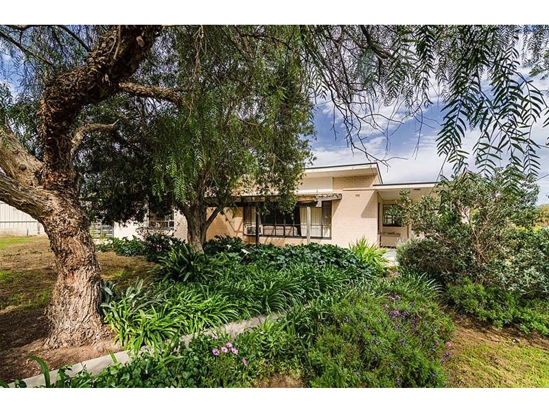 11 Marchant Road, Strathalbyn SA 5255