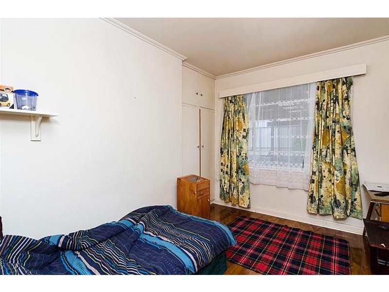 11 Marchant Road, Strathalbyn SA 5255