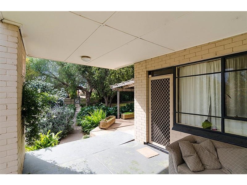 11 Marchant Road, Strathalbyn SA 5255