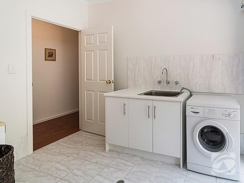 19 Waterford Avenue, Mount Barker SA 5251