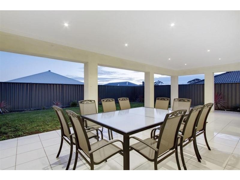 39 Hurling Drive, Mount Barker SA 5251
