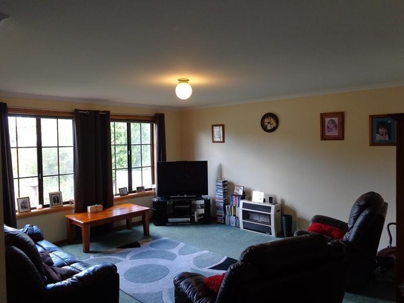 3 Honeysuckle Drive, Woodside SA 5244