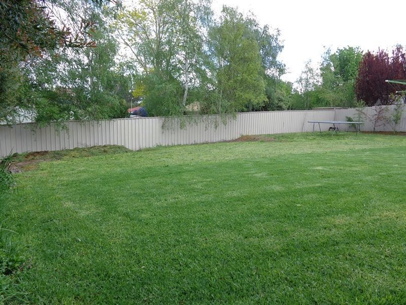 3 Honeysuckle Drive, Woodside SA 5244