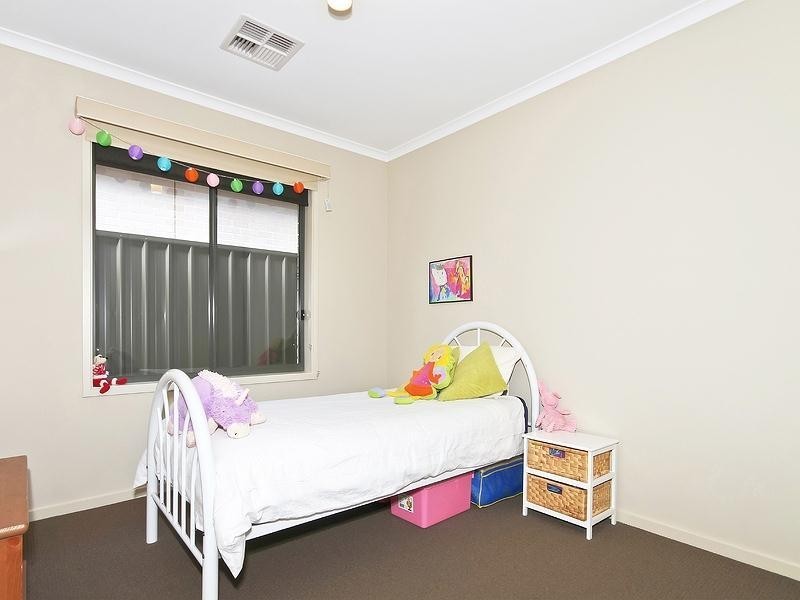 11 Pollard Street, Mount Barker SA 5251