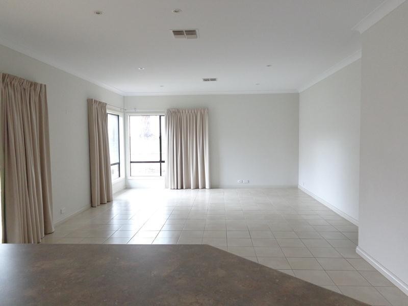 21 Tara Court, Littlehampton SA 5250