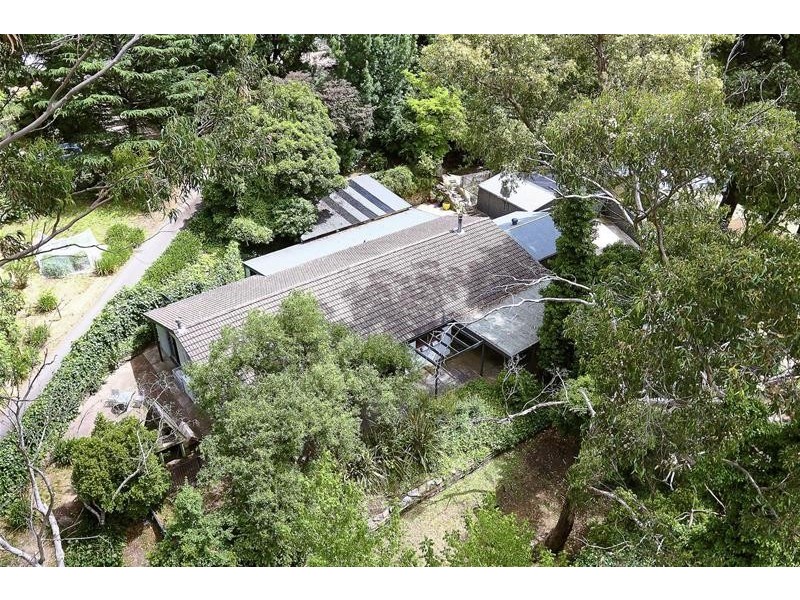 13 Ackland Avenue, Crafers SA 5152