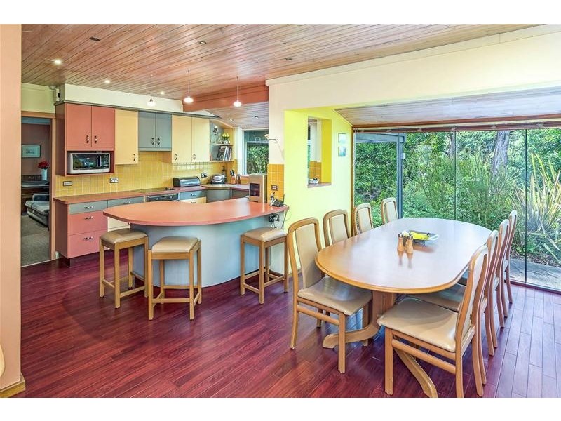 13 Ackland Avenue, Crafers SA 5152