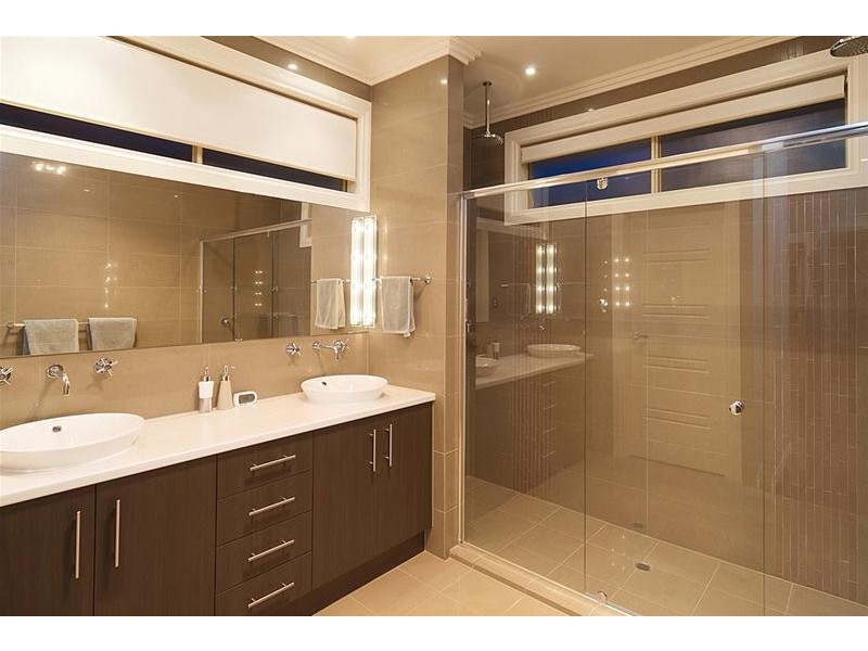 77 Barton Circuit, Mount Barker SA 5251