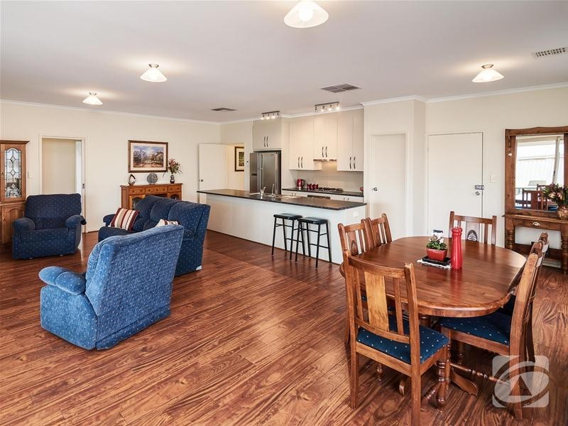 11 Tilly Street, Mount Barker SA 5251