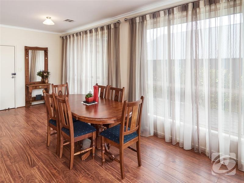 11 Tilly Street, Mount Barker SA 5251