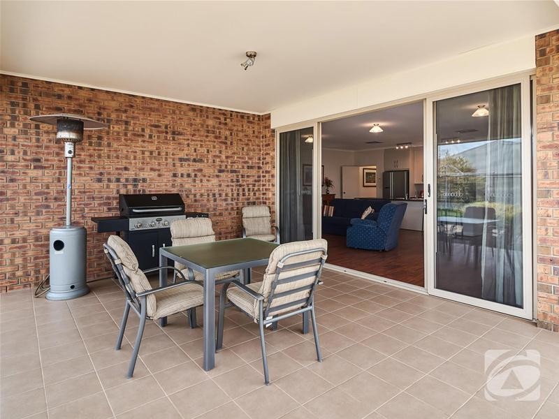 11 Tilly Street, Mount Barker SA 5251