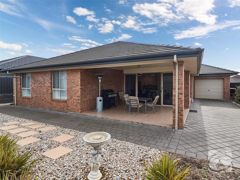 11 Tilly Street, Mount Barker SA 5251