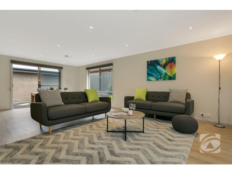 7 Laver Street, Mount Barker SA 5251