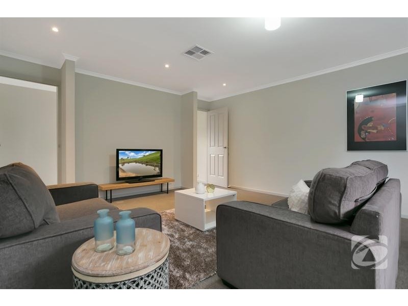 7 Laver Street, Mount Barker SA 5251