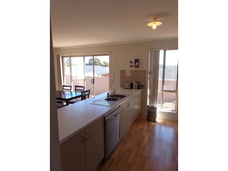 60 Douglas Drive, Mount Barker SA 5251